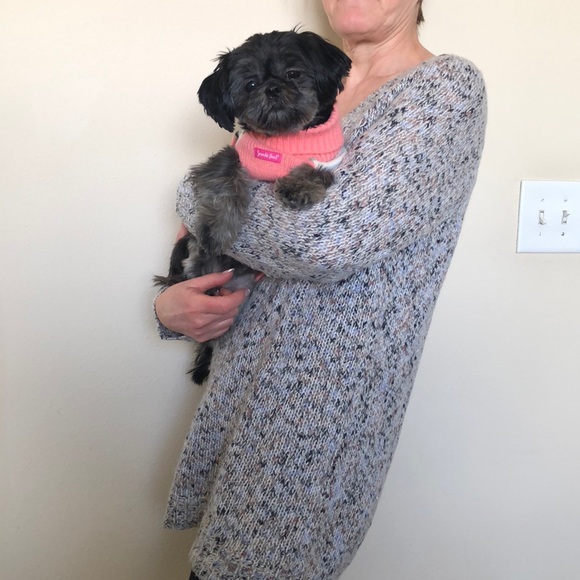 Sweater - Picture 4 of 4